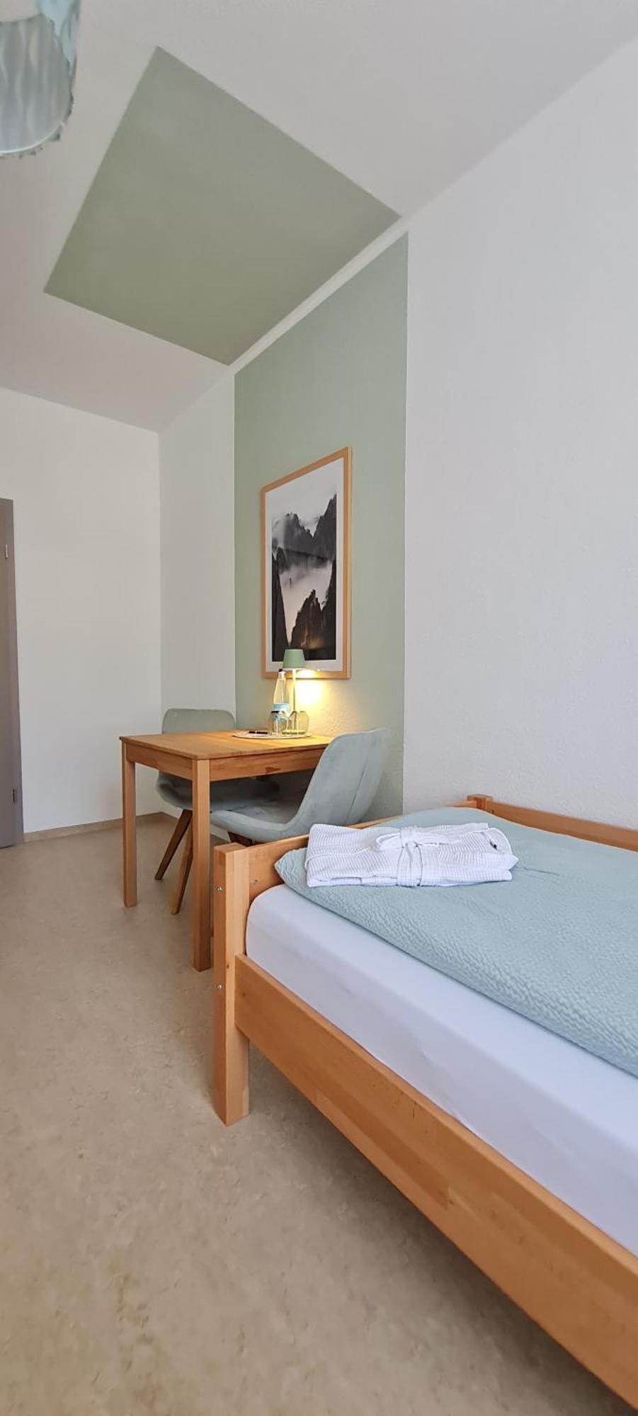 Pension Schul Inn รูห์ลา ภายนอก รูปภาพ